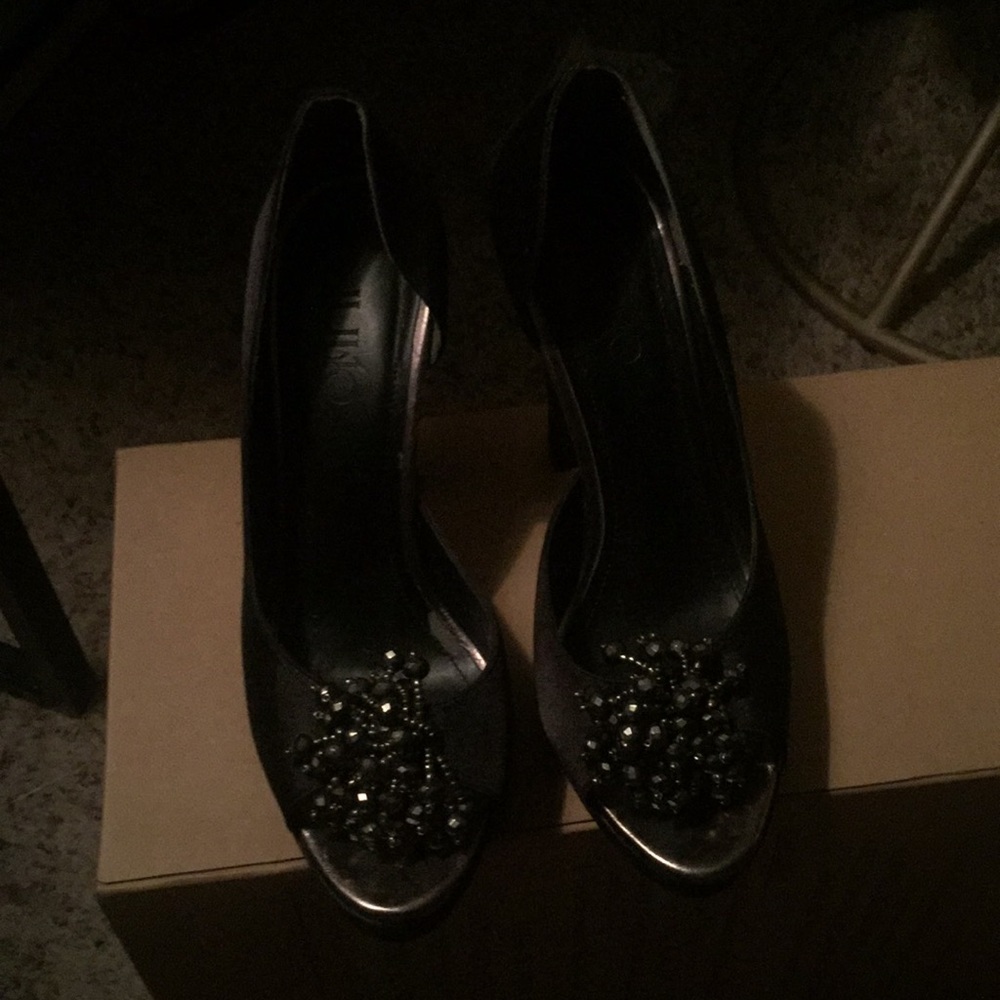 Heals Julio brand